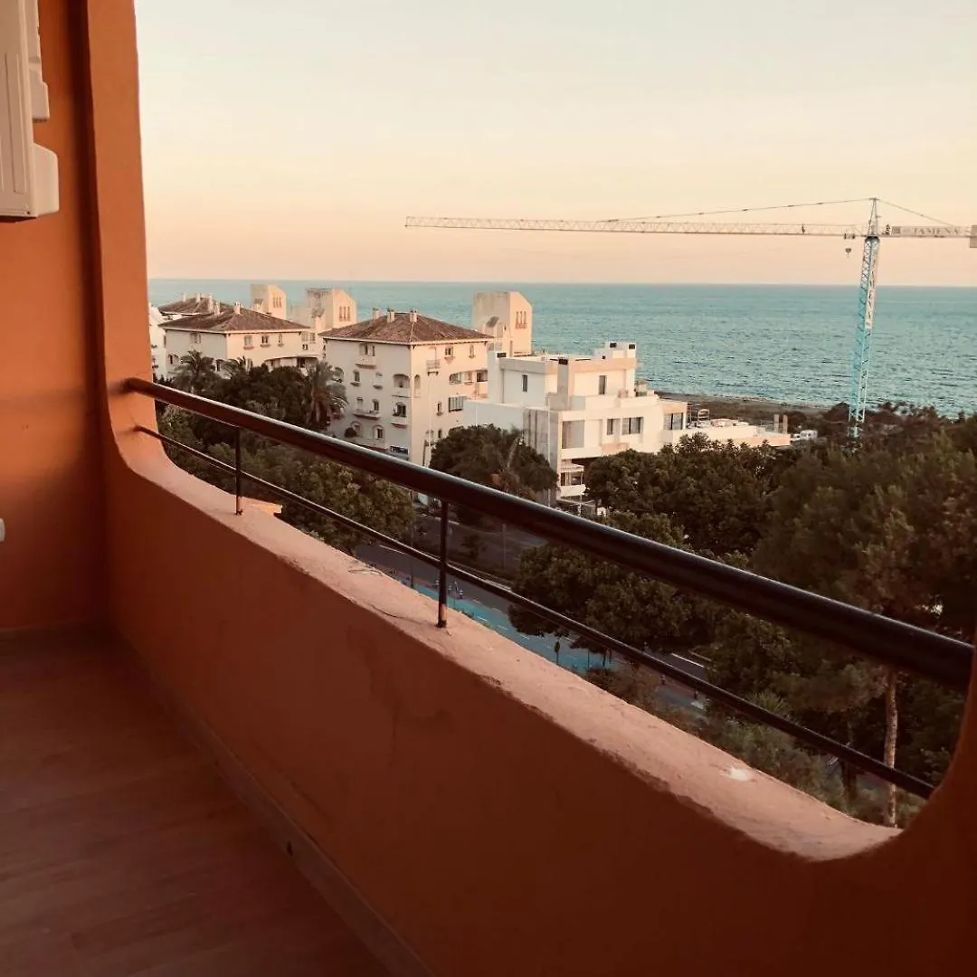 Apartamento Playa Del Cristo Estepona